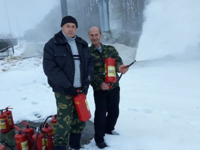 В Шарковщинской ЦРБ прошло тренировочное учение по практическому использованию первичных средств пожаротушения